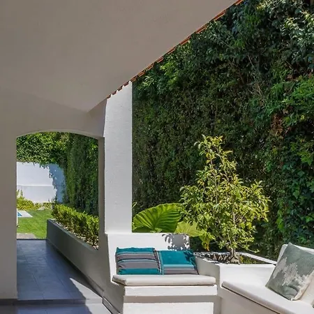 House In The Center Of * Cascais